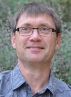Roland Persson är handledare för UGL-kurser