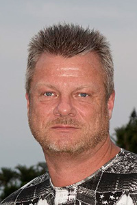 Arne Svensson är handledare för UGL
